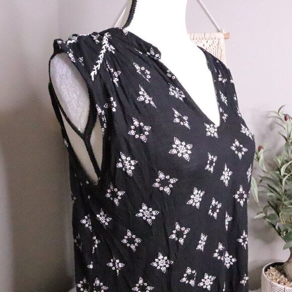 Lucky Brand | Boho Aztec Sleeveless Top Medium - Picture 3 of 8